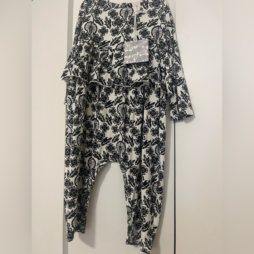 NWT Kate Quinn Long Sleeve Ruffle Romper Nemesia Garden size 2T